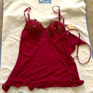 Brand new never worn necklace.